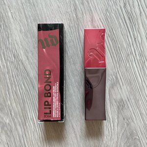 Urban Decay Vice Lip Bond Glossy Liquid Lipstick (Text 'Em)